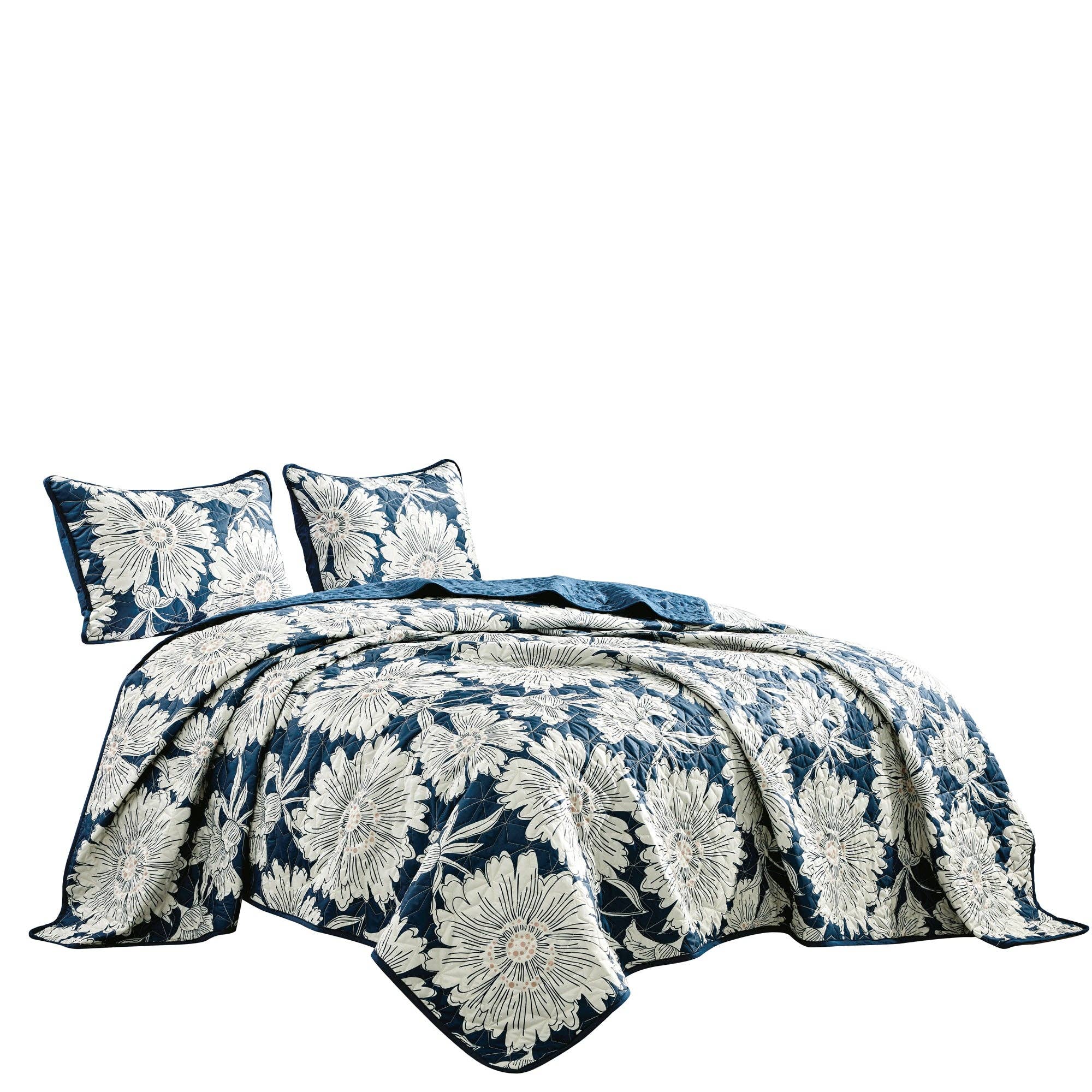 White Flower Quilt Set
